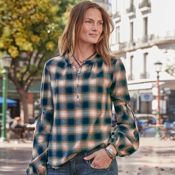 🆕🌿SUNDANCE PLAID TOP🌿 - Picture 3 of 4